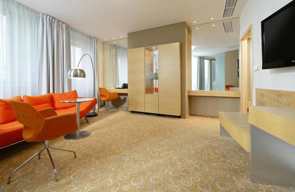 Orea Hotel Atrium أوتروكوفيتسي الغرفة الصورة