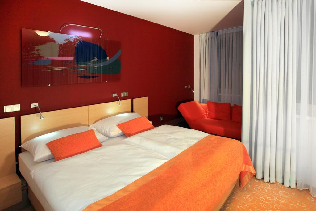 Orea Hotel Atrium أوتروكوفيتسي الغرفة الصورة