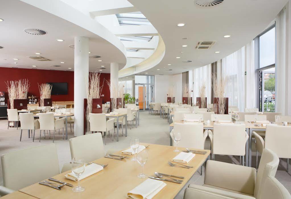 Orea Hotel Atrium أوتروكوفيتسي المظهر الخارجي الصورة