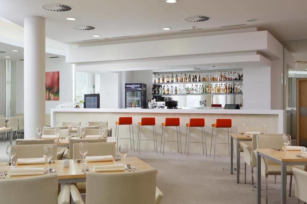 Orea Hotel Atrium أوتروكوفيتسي المظهر الخارجي الصورة