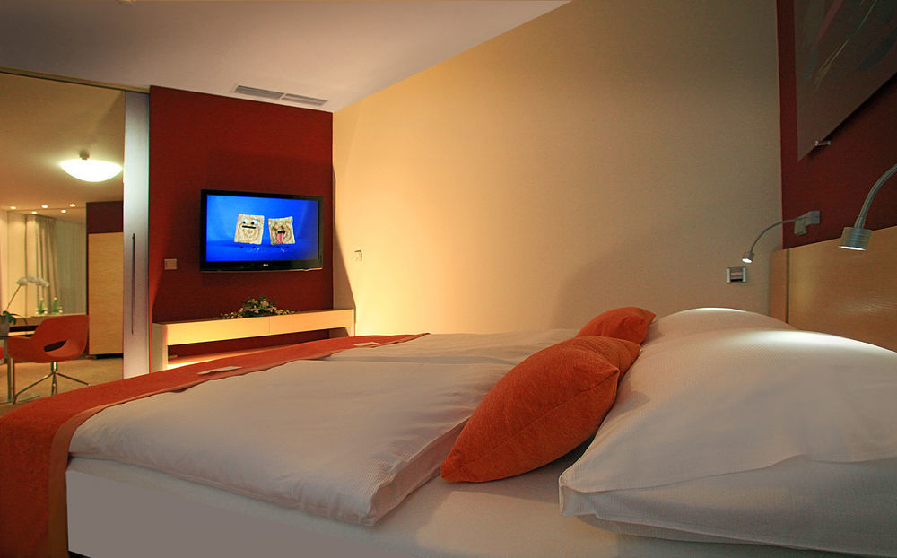 Orea Hotel Atrium أوتروكوفيتسي المظهر الخارجي الصورة